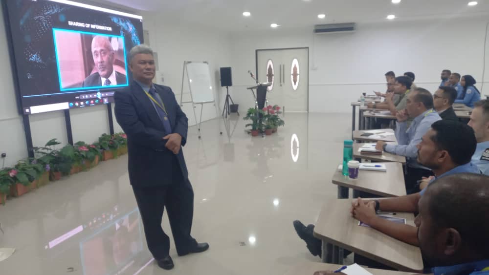 Phiên chia sẻ của Ban Thư ký ASEANAPOL về Cơ chế hợp tác chống tội phạm xuyên quốc gia tại Trường Cao đẳng Cảnh sát Hoàng gia Malaysia Kuala Lumpur